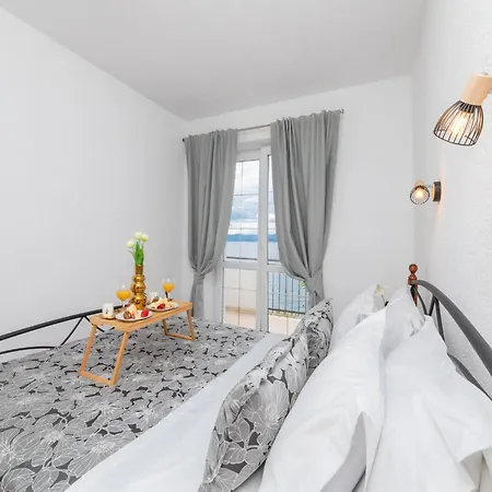 Tino- Two Bedroom With Terrace And Sea View A2