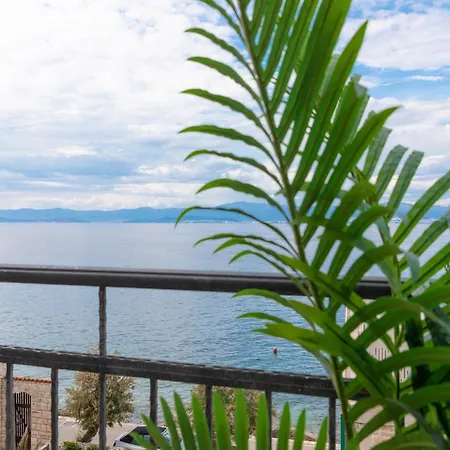 Apartamento Tino- Two Bedroom With Terrace And Sea View A2